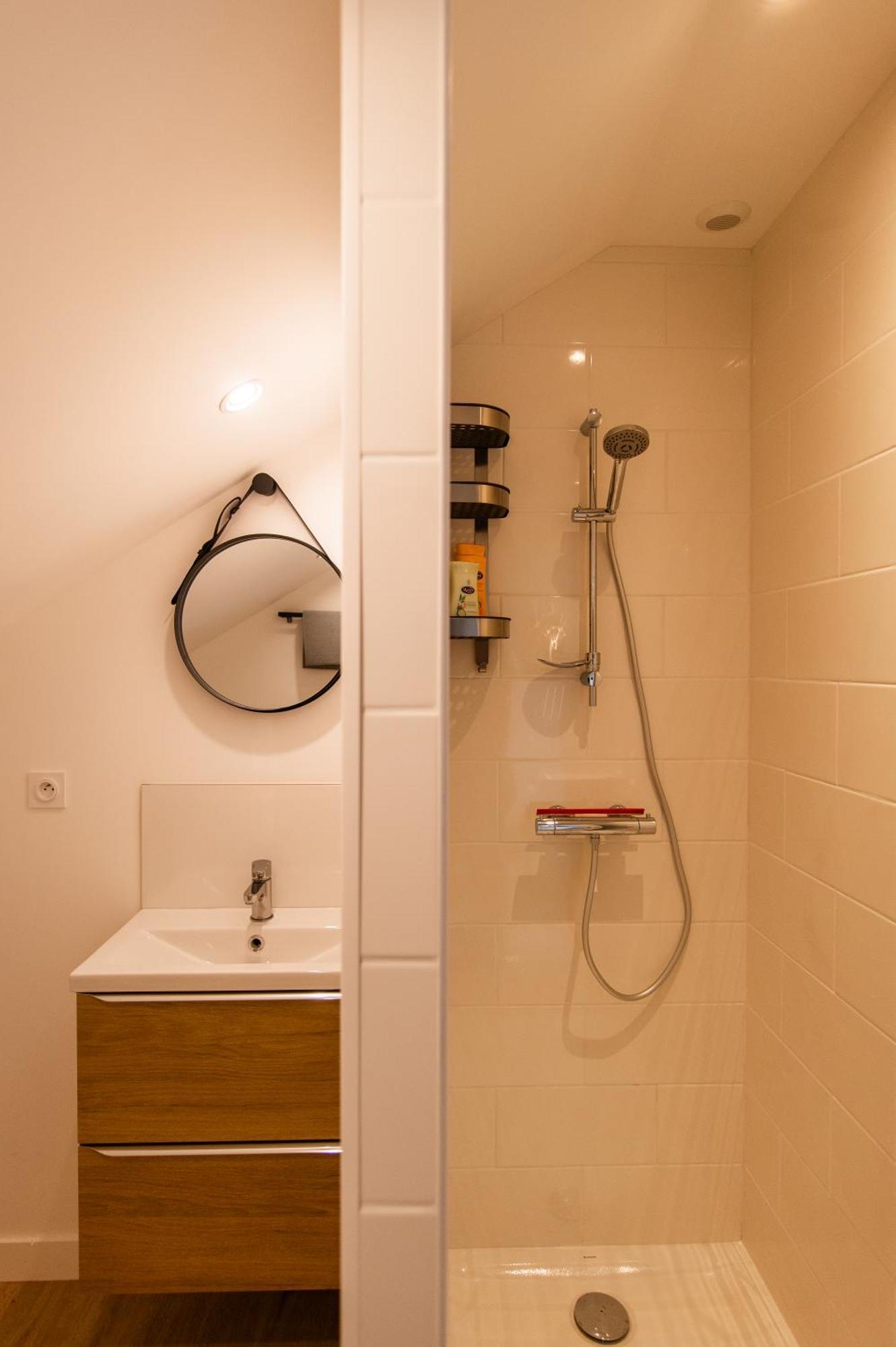 Apartment - Nets A Prix Honnete - *