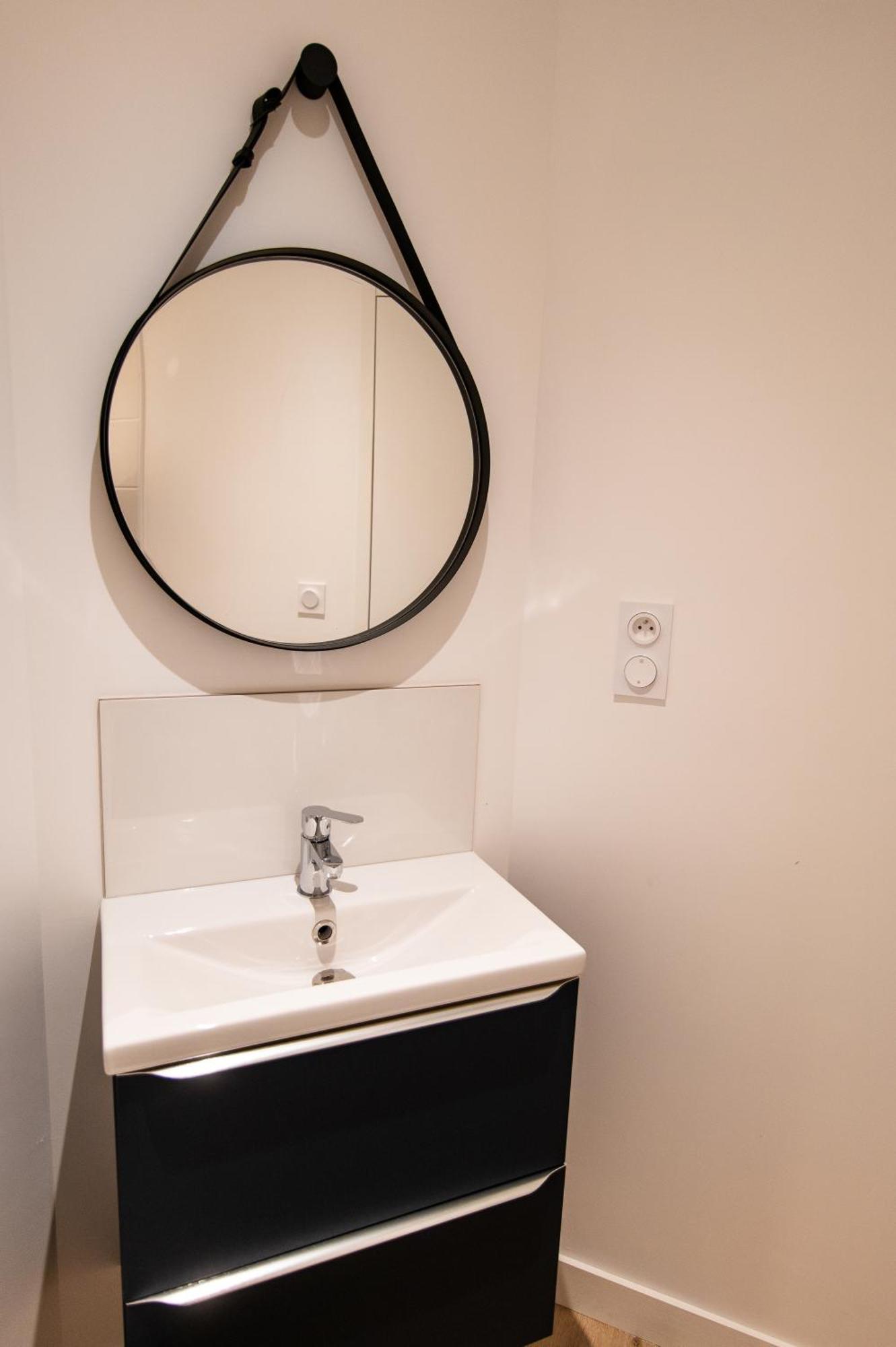 Apartment - Nets A Prix Honnete - *
